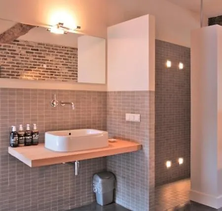 Cour 8 Lofts