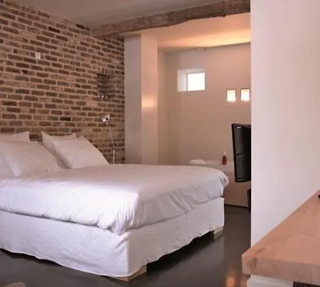 Cour 8 Lofts *
