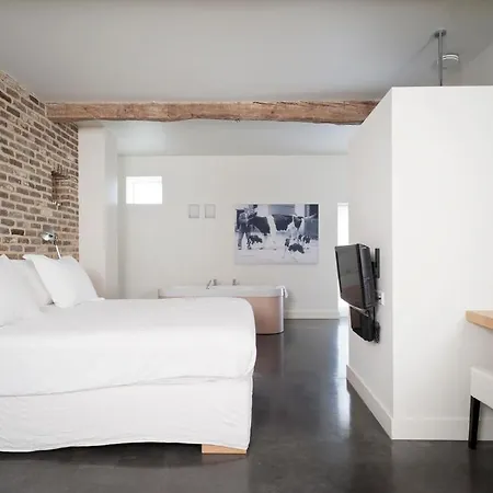 Casa rural Cour 8 Lofts *