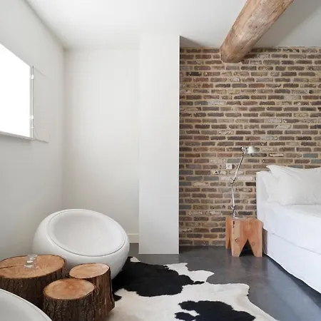 Cour 8 Lofts *